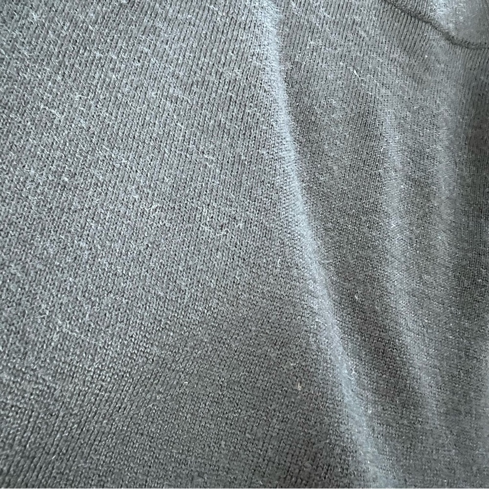 Banana Republic Men’s Merino Wool Crewneck Sweater in Navy size XL - Picture 8 of 8